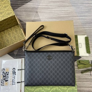 古驰男包GUCCI 792084 饰互扣式双G大号GG斜挎包