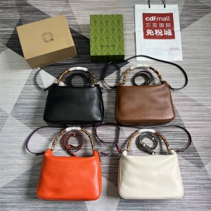 古驰中国官网GUCCI 746245 Diana系列竹节大号肩背包