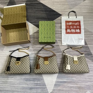 gucci中文官网古驰 795113 Padlock系列GG中号肩背包