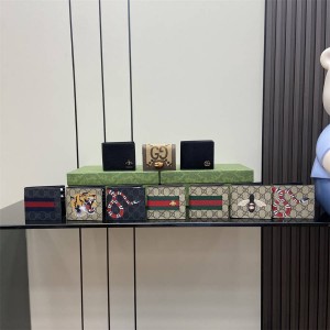 GUCCI古驰658244/523664/428726/408827/451268男士短款钱包