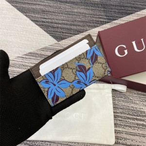 古驰旗舰店GUCCI 841149 GG Supreme帆布印花卡片夹卡包