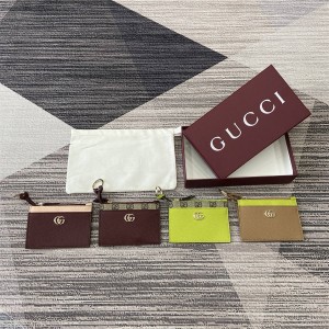gucci批发古驰 837966 双色GG Marmont系列拉链钥匙包卡包