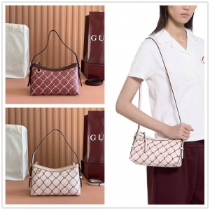 gucci价格古驰 847450 中国新年系列GG Emblem小号肩背包