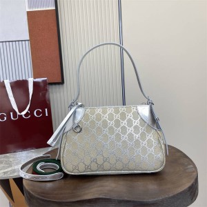 gucci女包古驰 815218 GG Emblem系列小号肩背包腋下包