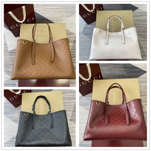 gucci旗舰店古驰 815213 GG Emblem系列大号托特包购物袋（压纹牛皮）