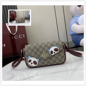gucci官网网站古驰 818764 饰熊猫细节GG迷你肩背包