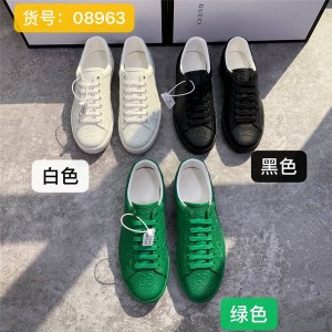 gucci香港官网古驰古奇Ace系列男士GG印花压纹运动鞋625787